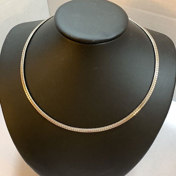 Sterling Silver 925 Italy herringbone chain necklace - Picture 5 of 5